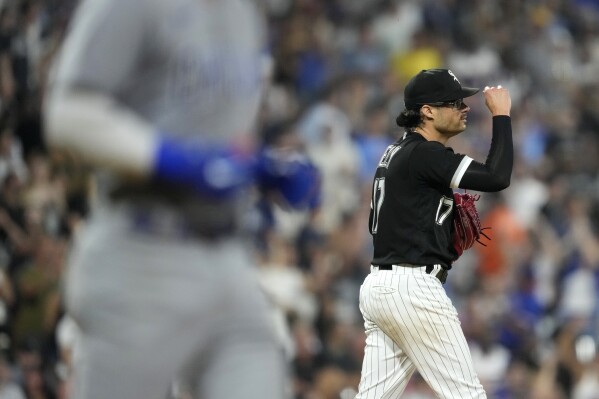 Half white sox sale half cubs jersey